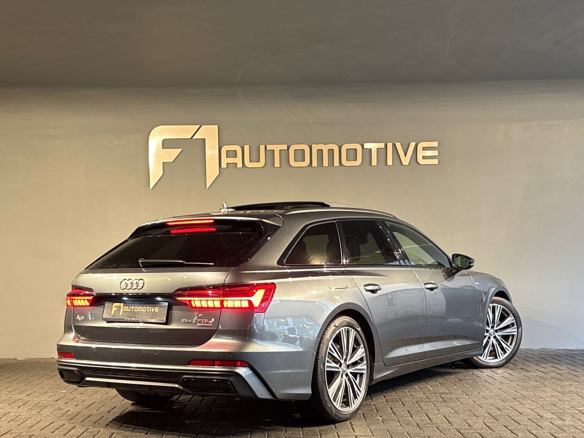 Audi A6 Avant 55 TFSI e quattro Competition Pano|Memory|Trek, Automaat, Automatische klimaatregeling, Gebruikt, 4 cilinders