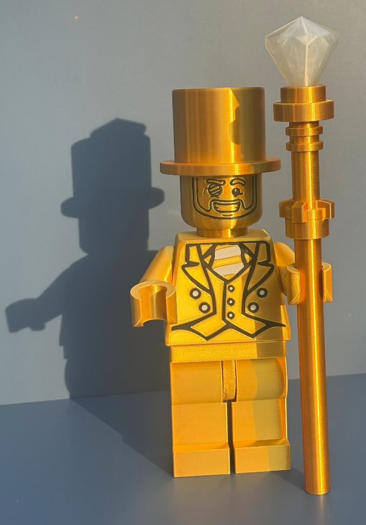 Mr Gold minifig 27cm groot (schaal 5:1), Ophalen of Verzenden, Nieuw