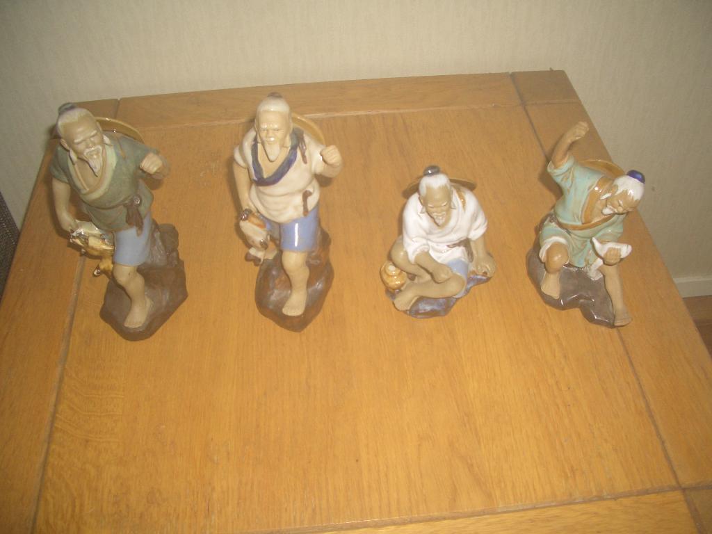 Te koop Chinese Mudman vintage, Ophalen of Verzenden, Gebruikt, Mens
