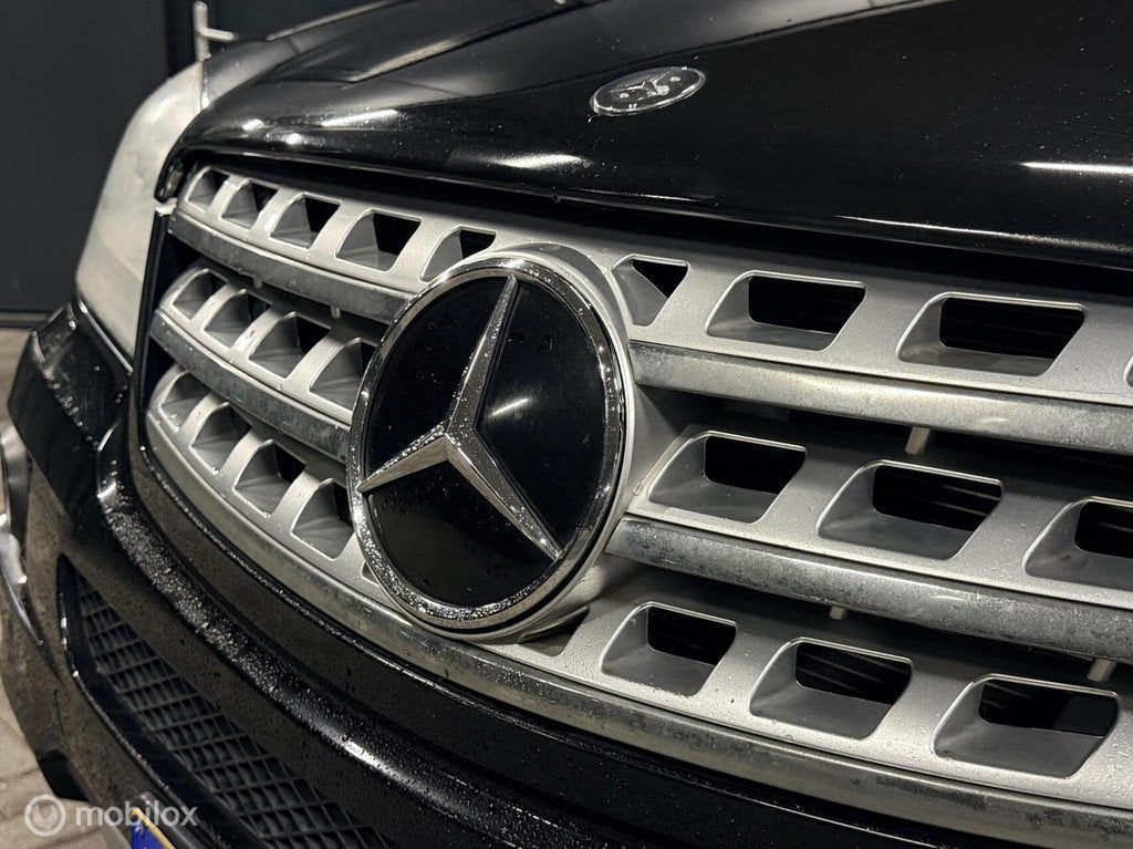 Mercedes M-klasse 350 AMGpakket|luchtvering 4MATIC|memory|HK, Automaat, Automatische klimaatregeling, Gebruikt, Zwart