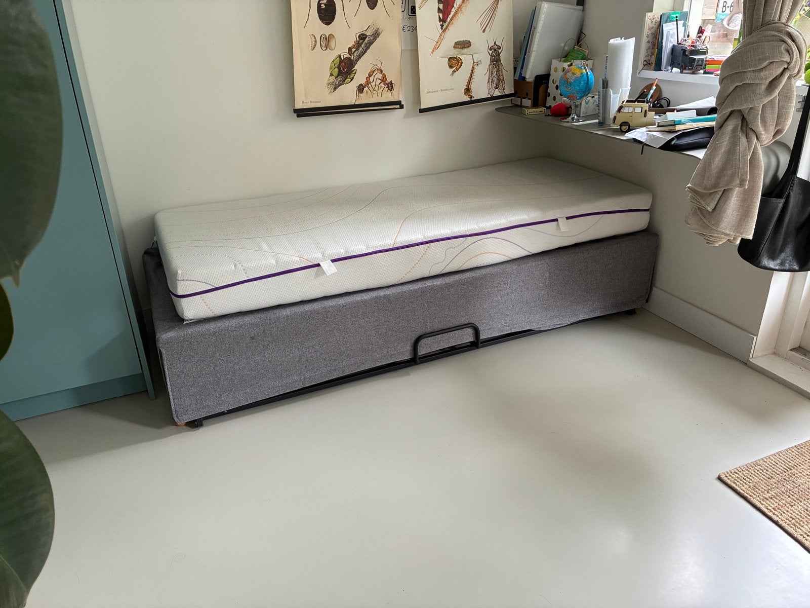 Uitschuifbed BeterBed - Ideaal voor logees in kleine kamers, Huis en Inrichting, Slaapkamer | Bedden, Ophalen, Tweepersoons, Zo goed als nieuw