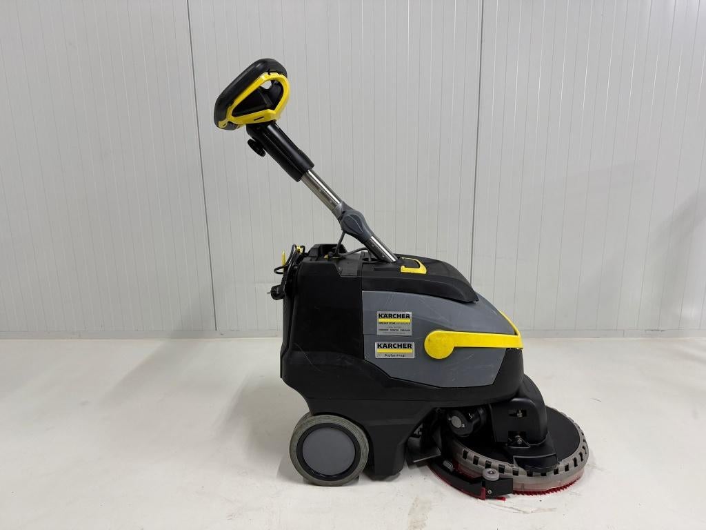 KARCHER SCHROBMACHINE BD 38/12 C Bp Pack, Doe-het-zelf en Verbouw, Reinigingsmachines, Ophalen of Verzenden, Zo goed als nieuw