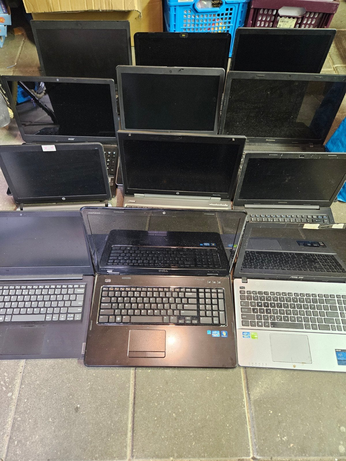 12 Laptops Partij  werkende en voor Onderdelen – HP Dell, Onbekend, Niet werkend, Onbekend, Diverse (HP, Lenovo, Dell, Acer, Toshiba, Medion)