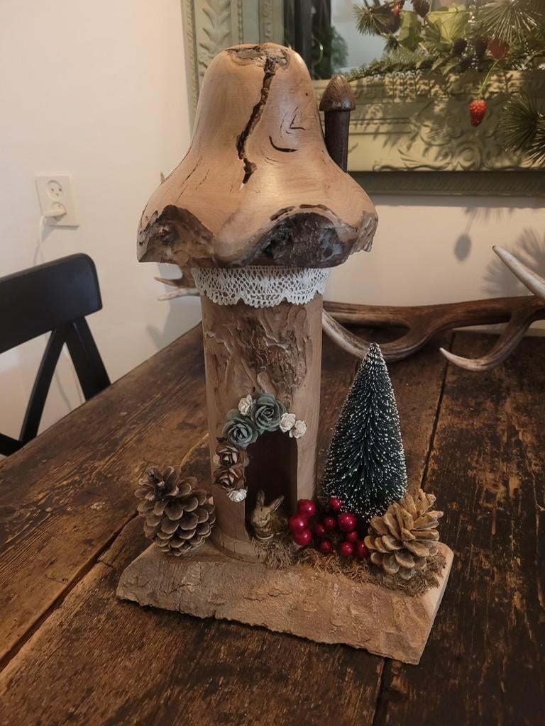 Houten paddenstoel David de kabouter huisje, Huis en Inrichting, Woonaccessoires | Overige, Ophalen of Verzenden, Nieuw, Bruin