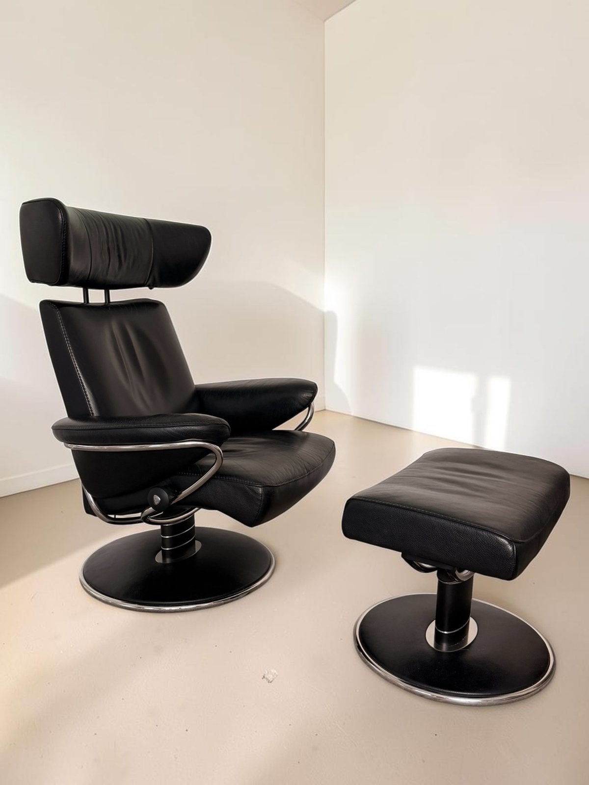 Design relax fauteuil Stressless Jazz zwarte leer, Huis en Inrichting, Fauteuils, Ophalen of Verzenden, Zo goed als nieuw, Leer