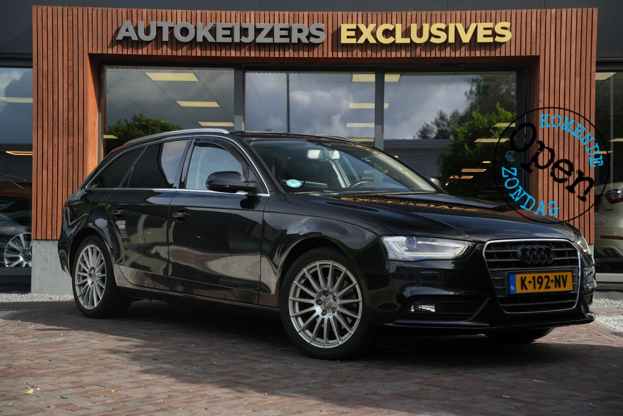 Audi A4 Avant 1.8 TFSI Business Edition Panoramadak Stoelver, Auto's, Euro 5, Stof, Gebruikt, 4 cilinders