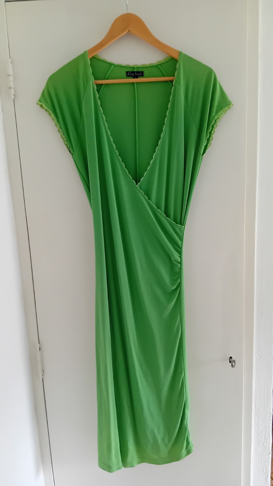 King Louie crossdress midi jurk appeltjesgroen S, Ophalen of Verzenden, Zo goed als nieuw, King Louie, Maat 36 (S)