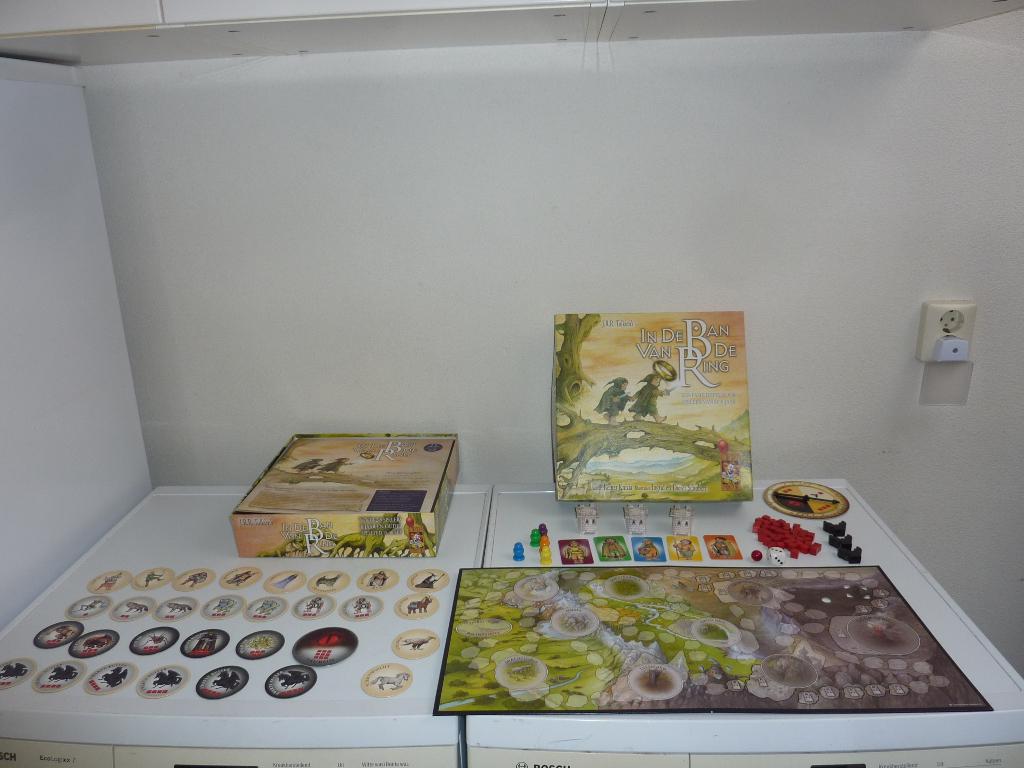 In de ban van de ring. Bordspel., Drie of vier spelers, Ophalen of Verzenden, Zo goed als nieuw, 999 games.