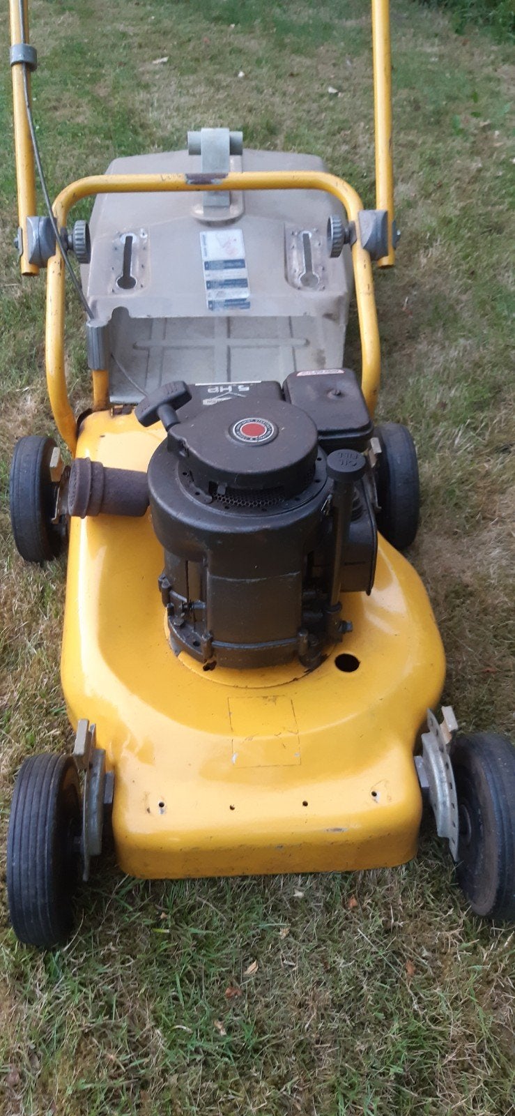 Motor maaier 48 cm met vangbak.en beurt gehad..klaar voor  g, Ophalen, Gebruikt