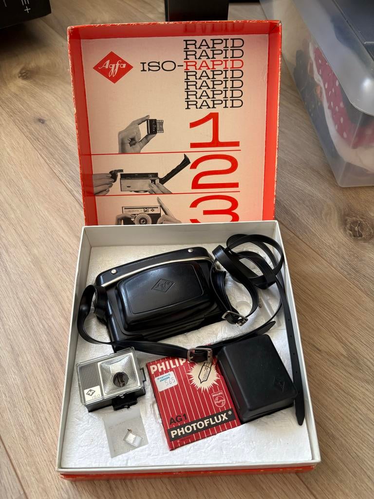 Vintage Agfa ISO-RAPID I Camera met originele doos, Ophalen of Verzenden, Zo goed als nieuw, Compact, Overige Merken