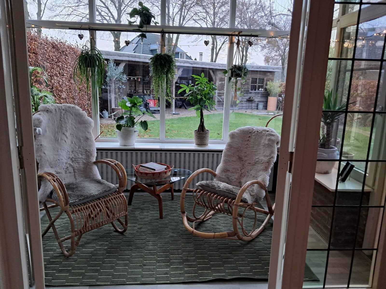 Rotan stoelen, Huis en Inrichting, Stoelen, Ophalen, Bruin, Twee