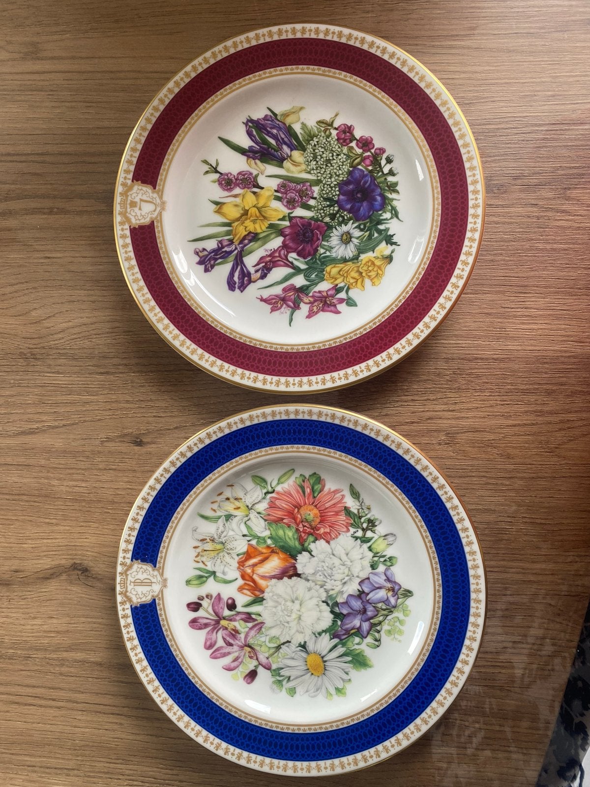 2 Herdenkingsborden Koninklijk Huis - Juliana & Beatrix, Ophalen