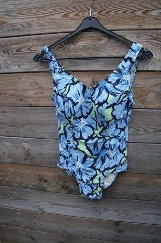 Badpak blauw Tweka mt 40C Vaste prijs, Blauw, Badpak, Ophalen of Verzenden, Zo goed als nieuw