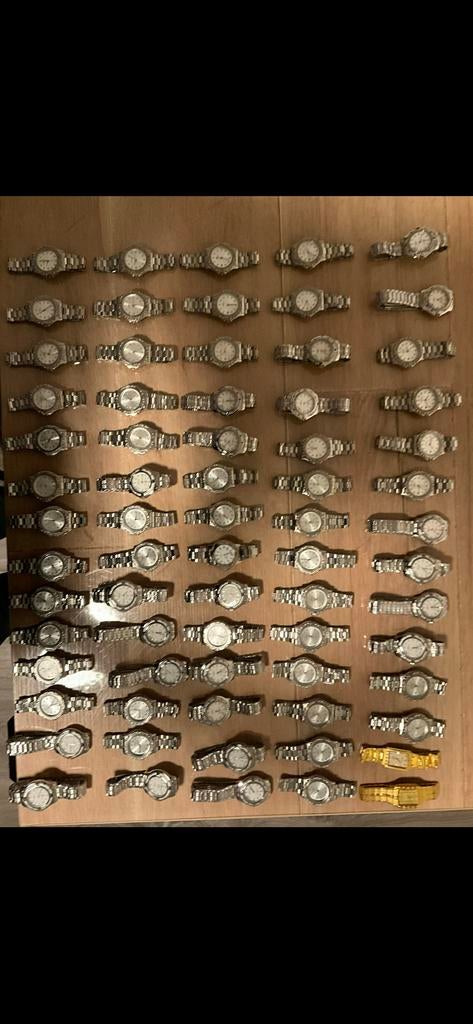 250 Stuks Horloges - Diverse Modellen en Merken, Gebruikt, Staal, Polshorloge, Ophalen