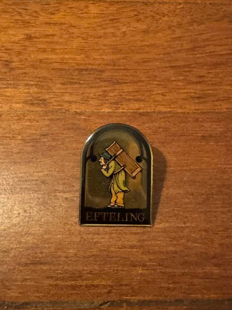 Efteling smidje de MarsKramer, Verzamelen, Efteling, Ophalen of Verzenden, Nieuw, Button of Speldje