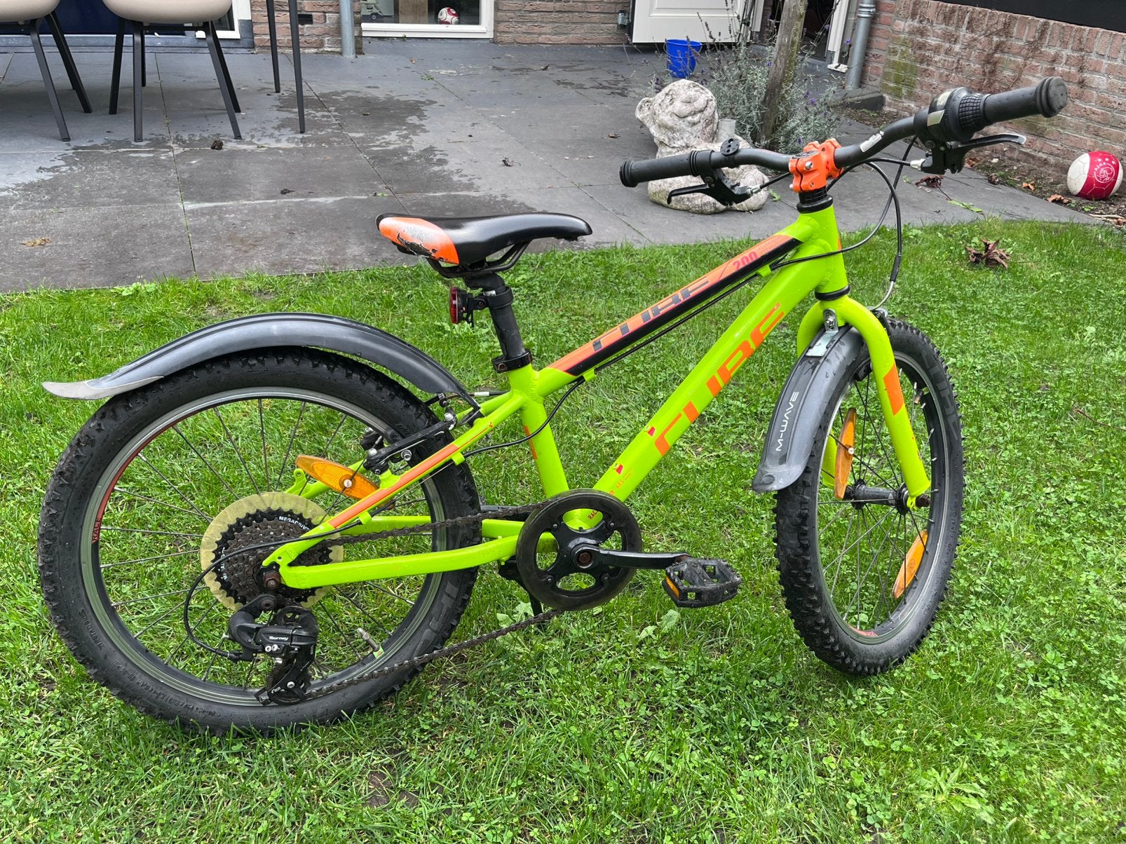 Foto 5 van Mountainbike kind Cube 200 aluminium technology