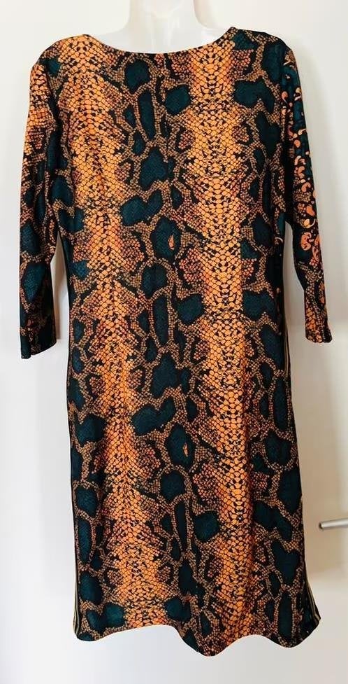 Fame jurk maat 42[v], Kleding | Dames, Jurken, Overige kleuren, Maat 42/44 (L), Ophalen of Verzenden, Zo goed als nieuw