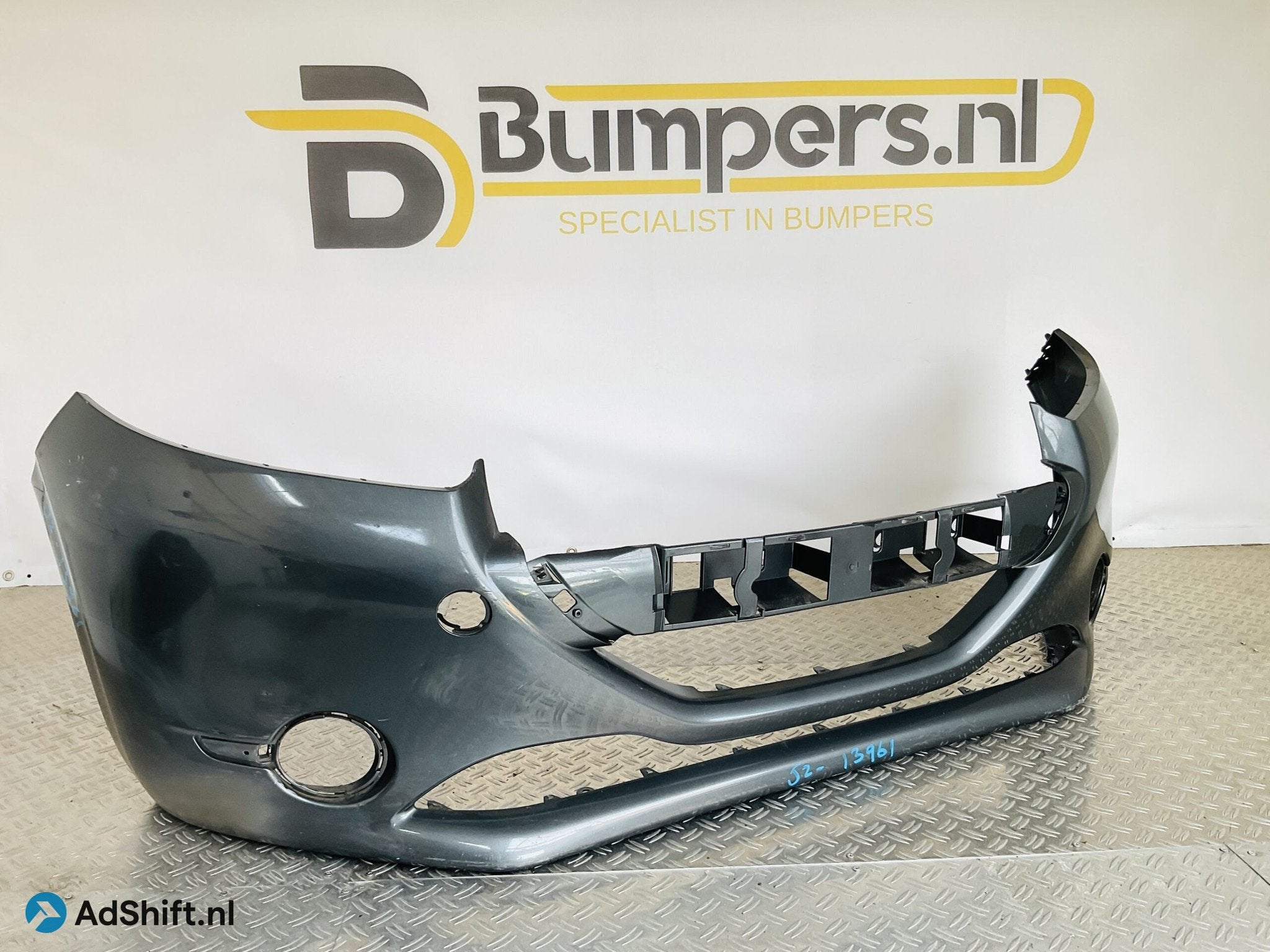 Bumper Peugeot 208 12-16 967279447700 Voorbumper 2-J2-13961z, Auto-onderdelen, Carrosserie en Plaatwerk, Bumper