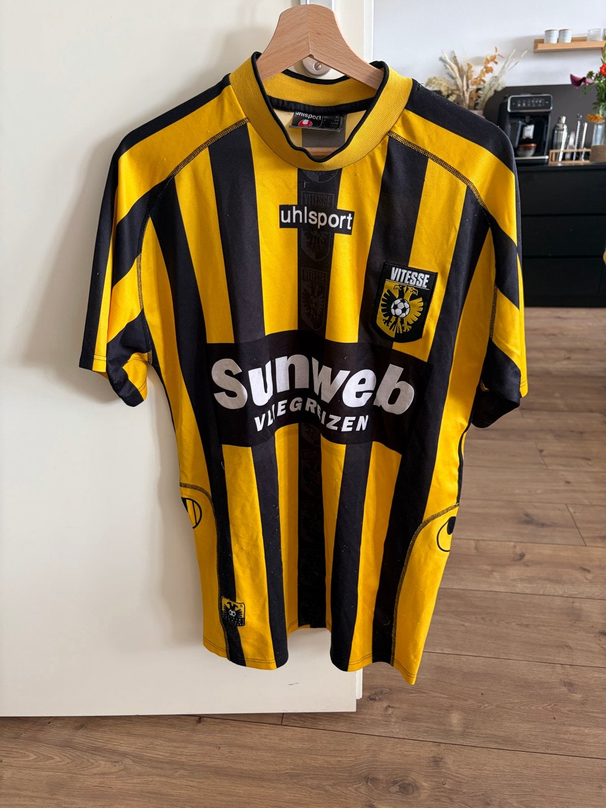 Vitesse Thuisshirt Sunweb Uhlsport Zwart Geel Voetbalshirt, Zwart, Overige maten, Ophalen of Verzenden, Voetbal