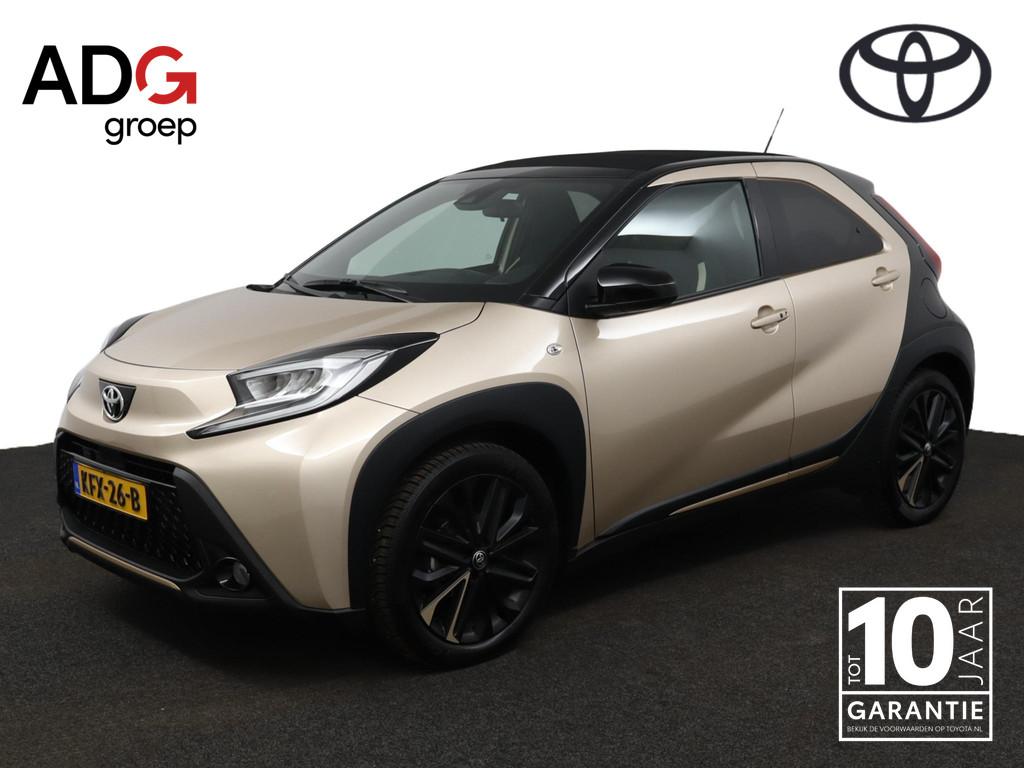 Toyota Aygo X 1.0 VVT-i S-CVT Envy | Automaat | Stoelverwarm, 12 maanden, Gebruikt, 4 stoelen, Leder en Stof