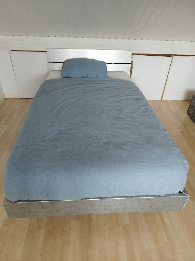 Stoere tienerkamer, Ophalen, Gebruikt, Eenpersoons, Industriële look