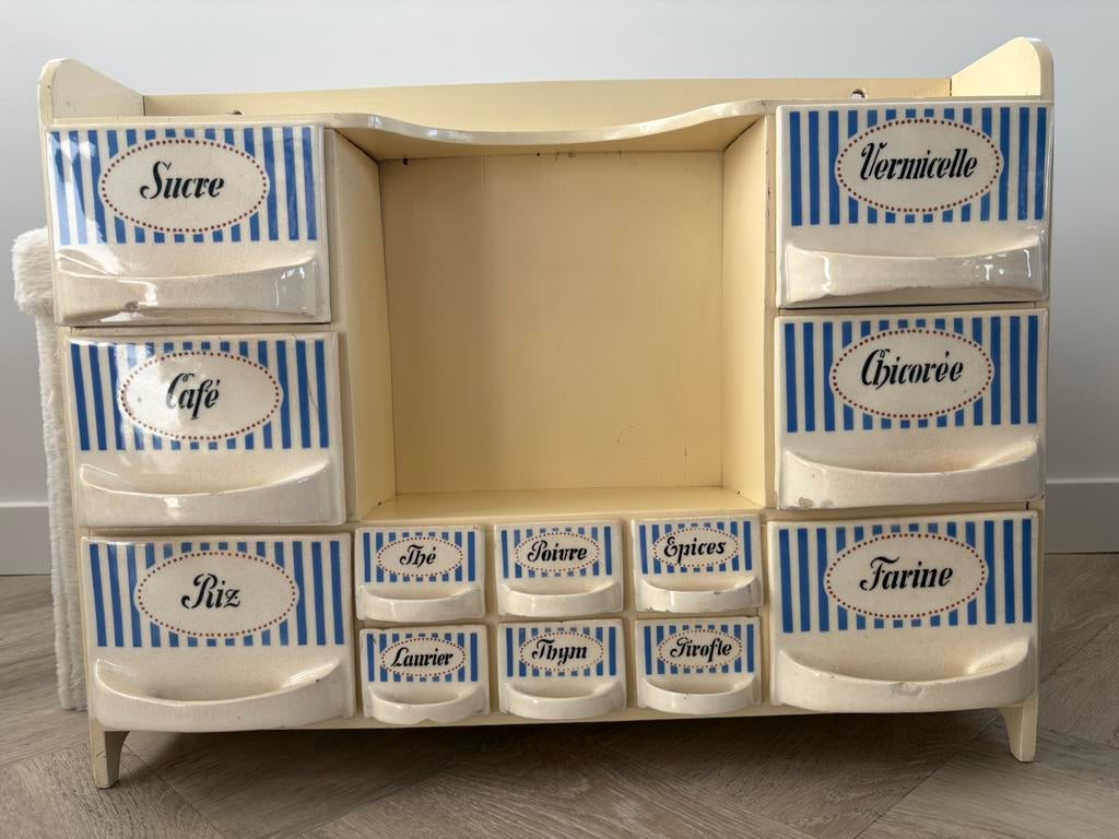 Vintage kruidenrek, Ophalen