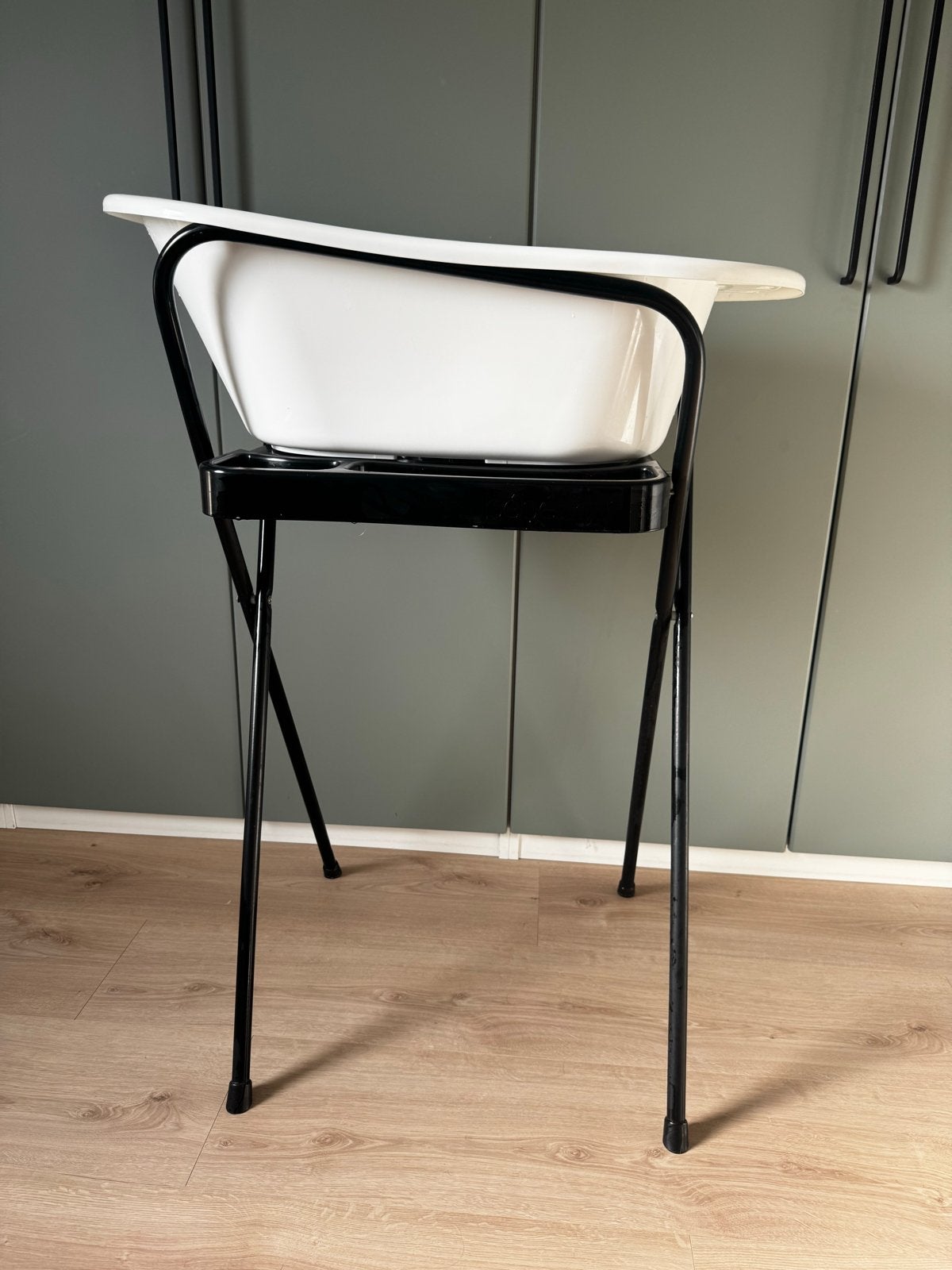 Babybadset met clickstandaard, Ophalen, Zo goed als nieuw, Badje, Bébé-jou