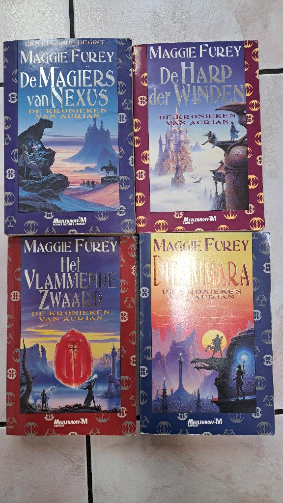 Maggie Furey: Kroniek van Aurian, Boeken, Ophalen of Verzenden, Gelezen, Maggie Furey