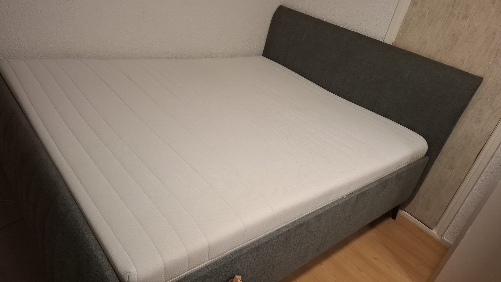 Nieuwe matras 160x200x13, Ophalen, Zo goed als nieuw, Tweepersoons