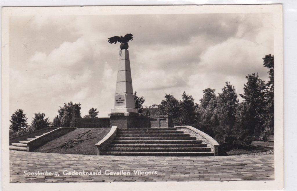 18677 Soesterberg Gedenknaald gevallen Vliegers 1956, Verzenden, 1940 tot 1960, Ongelopen, Utrecht