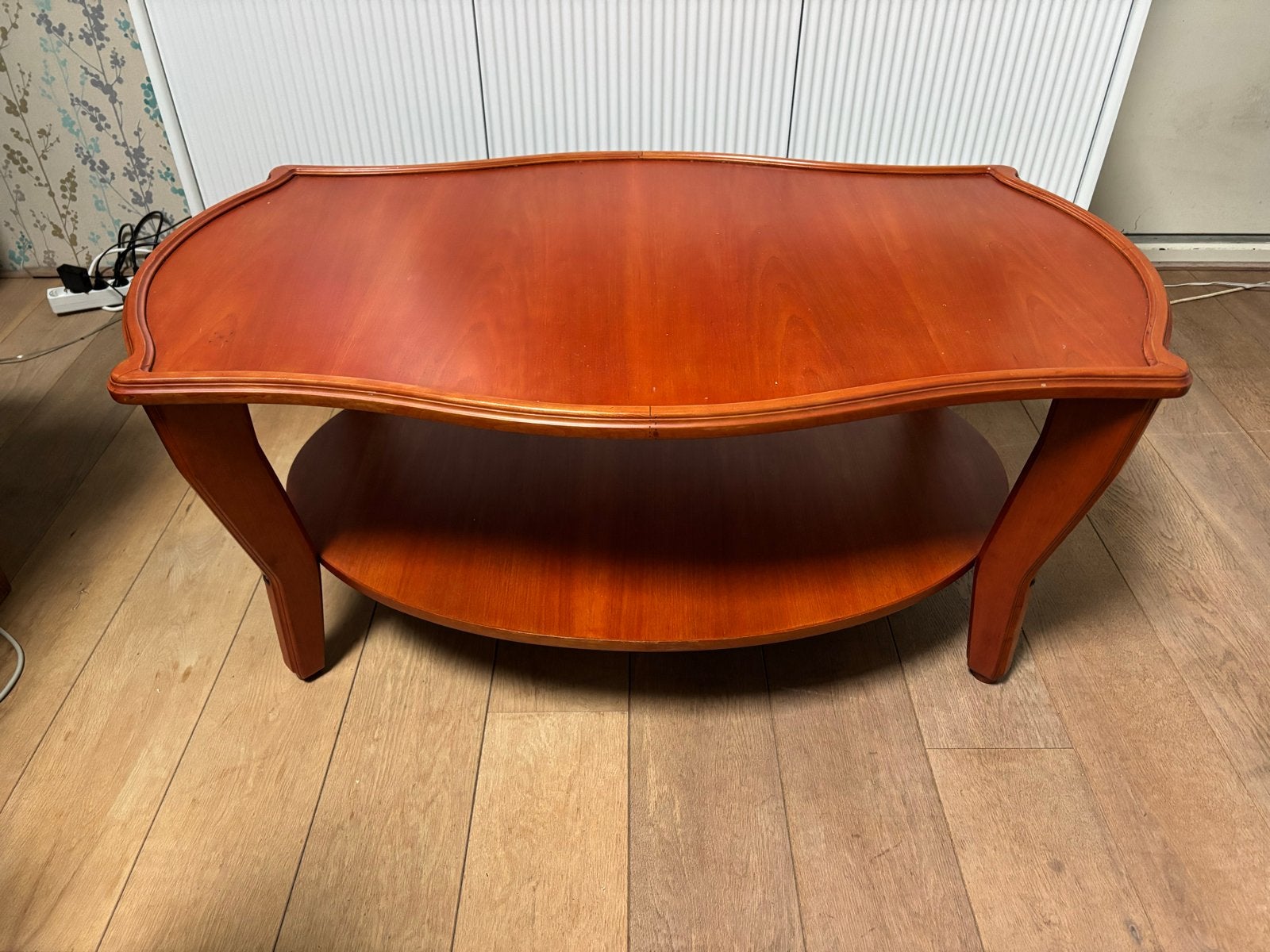 Kersenhouten salontafel met twee niveaus, Ophalen, 50 – 75, Gebruikt, 100 tot 150 cm