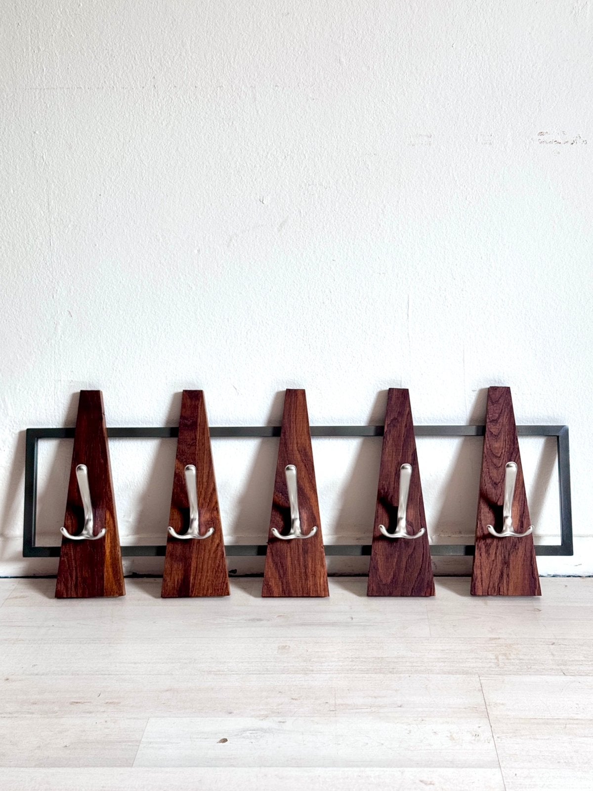 Vintage minimalistische wandkapstok jaren 60 Pastoe stijl, Wandkapstok, Ophalen of Verzenden, Zo goed als nieuw, X