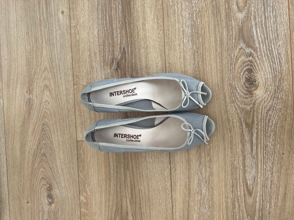 Mooie schoenen met hoge hakken, maat 39. Intershoe., Kleding | Dames, Ophalen, Schoenen met hoge hakken, Grijs, Gedragen