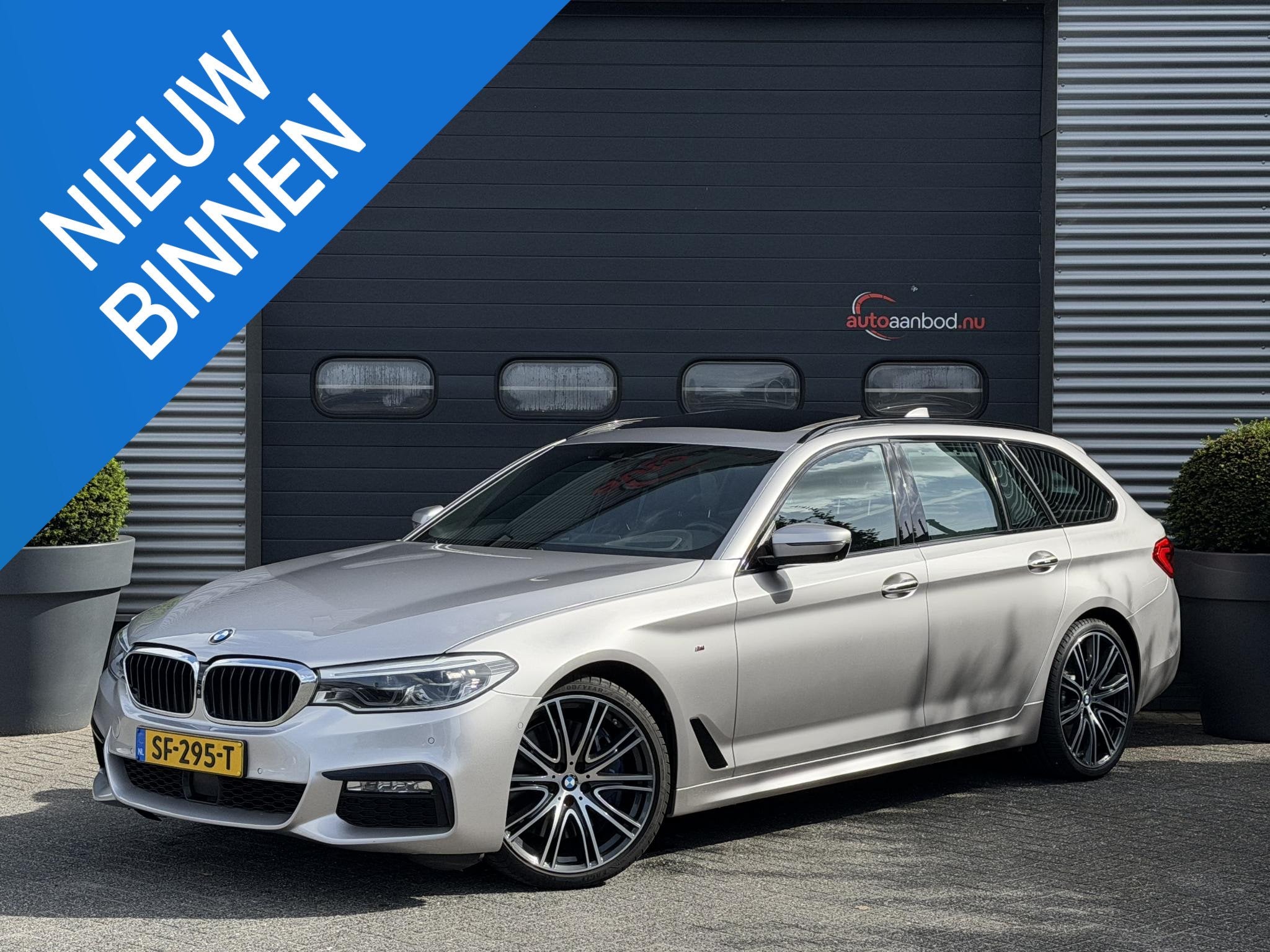 BMW 5-serie Touring 540d xDrive High Executive M-Sport | Pan, Auto diversen, Automaat, Einsteinlaan 5
2289 CC  Rijswijk, NL, 2993 cc