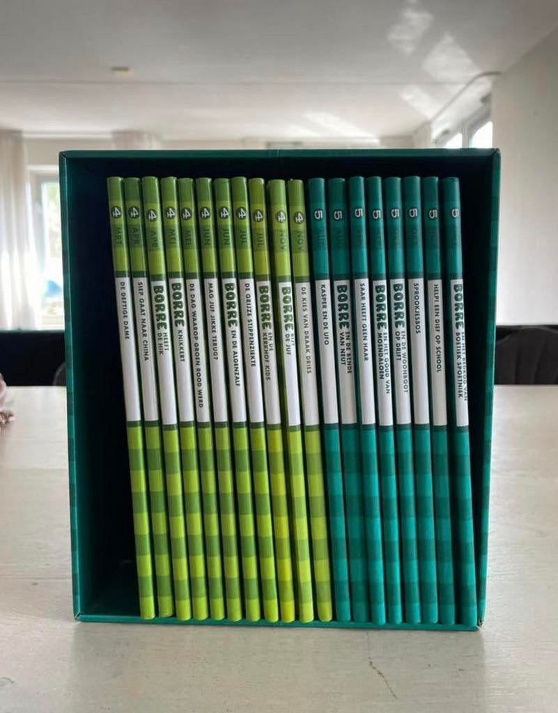 Borre boeken groep 4 en 5, Ophalen, Zo goed als nieuw, Fictie algemeen
