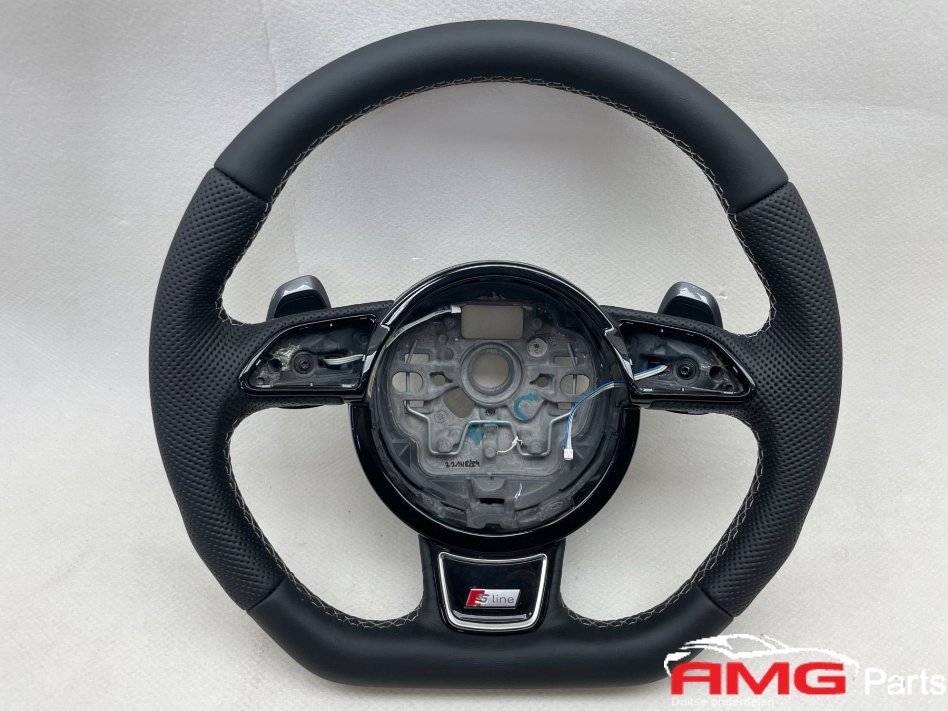 Audi A6 A7 S6 S7 S Line Stuur met flippers, AUDI AG, Kundenbetreuung@audi.de, Nieuw, Auto-Union-Strasse 1
85045  Ingolstadt, DE