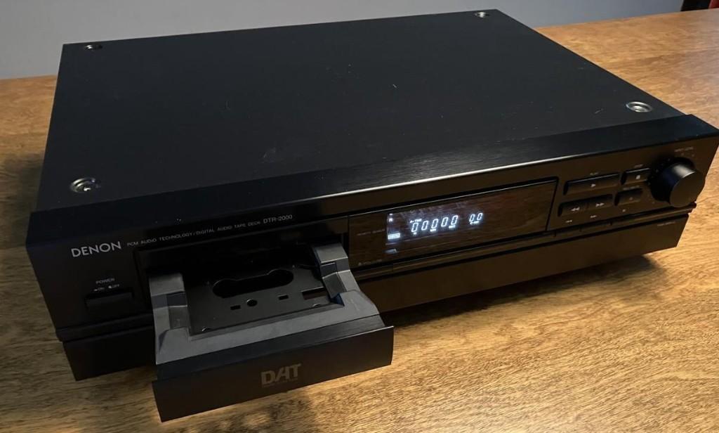 DENON DTR-2000 DAT RECORDER, Audio, Tv en Foto, Cassettedecks, Ophalen, Enkel, Denon, Tiptoetsen