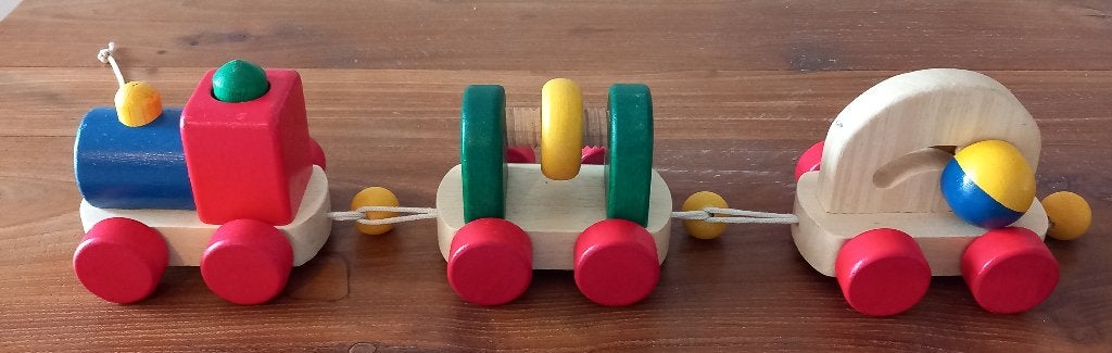 houten trek-treintje met lichte gebruikssporen, Ophalen of Verzenden, Gebruikt, Duw- of Trekspeelgoed