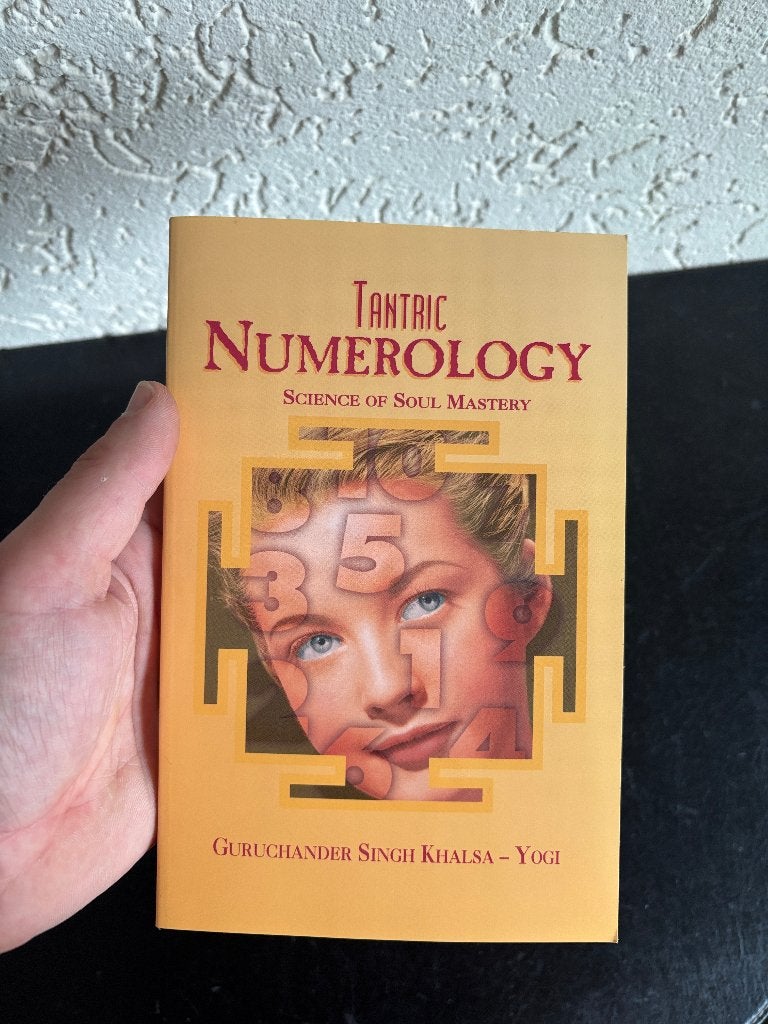 Tantric Numerology - Guruchander Singh Khalsa - 1992, Gelezen, Achtergrond en Informatie, Ophalen of Verzenden, Spiritualiteit algemeen