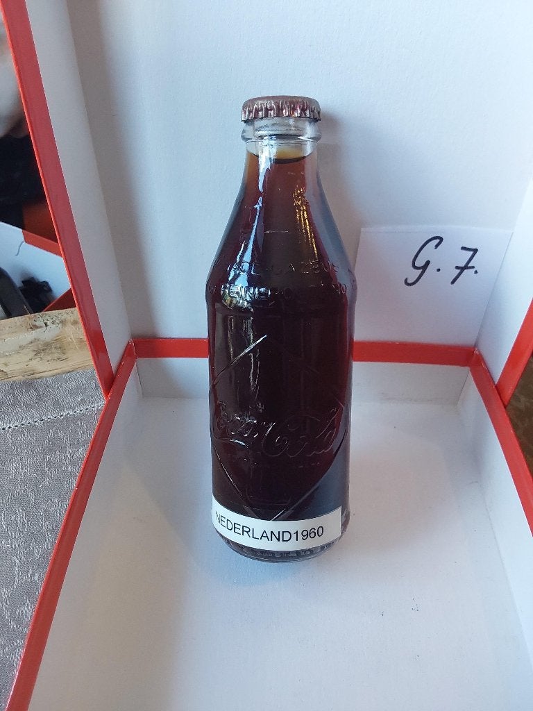Coca Cola Fles Diamond Logo Nederland Schiedam, Ophalen of Verzenden, Zo goed als nieuw