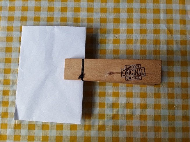 PAPIERKLEM houten, chr. klem / 4 kleine/, Ophalen of Verzenden, Zo goed als nieuw