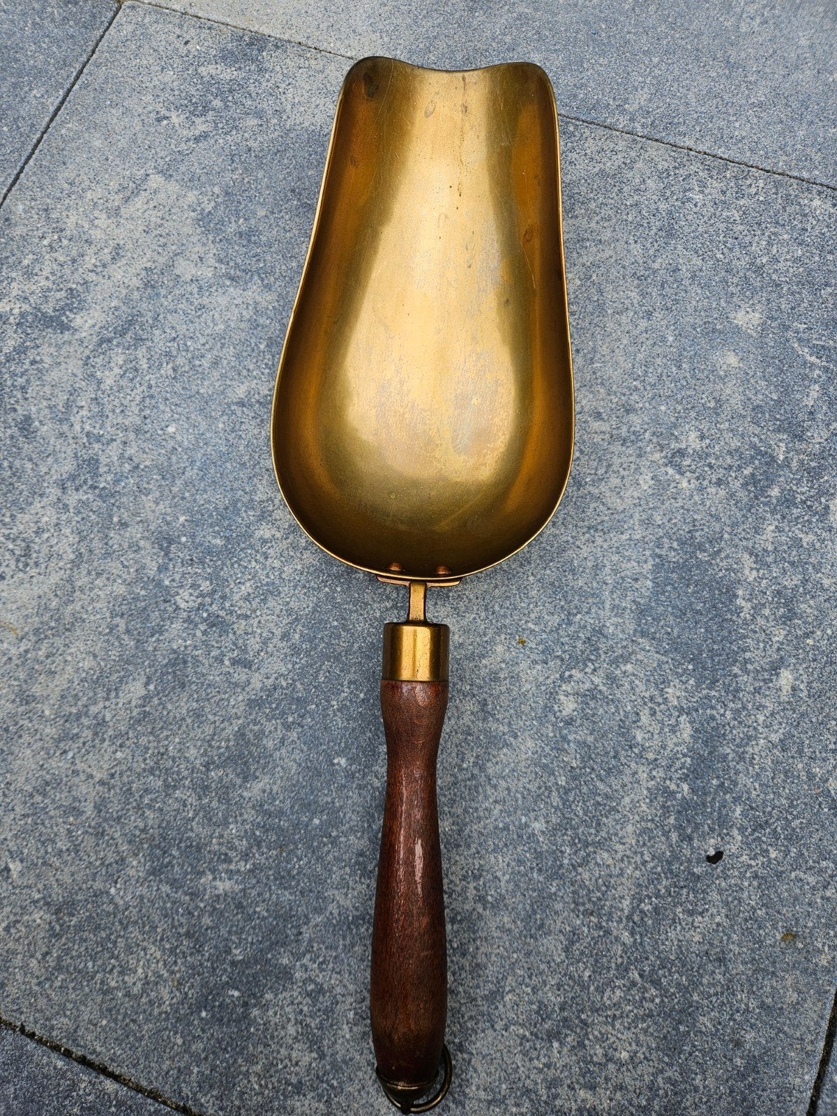 Messing kolenschep / haardschep met houten handvat, Antiek en Kunst, Ophalen of Verzenden