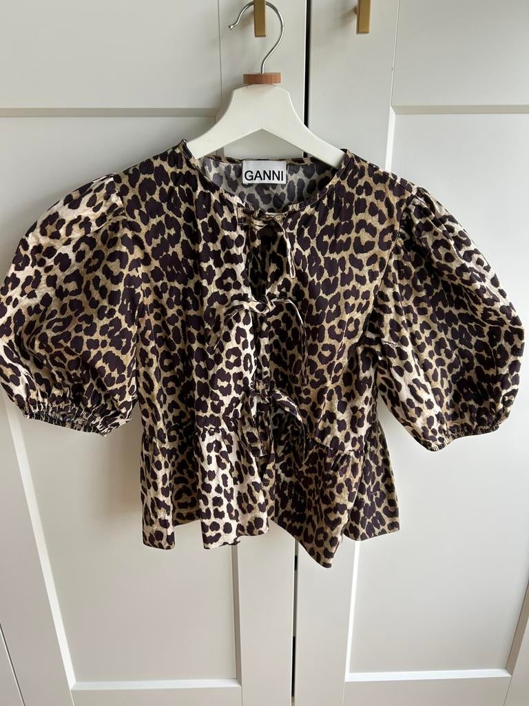 Ganni leopard blouse pofmouw luipaardprint mt S / 36, Bruin, Ophalen of Verzenden, Zo goed als nieuw, Korte mouw