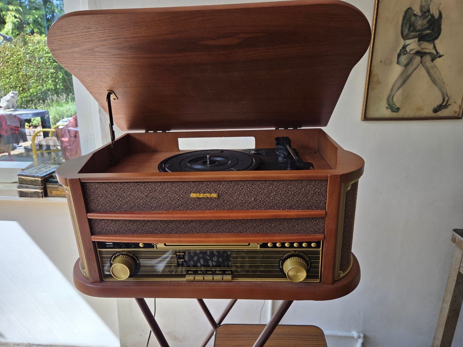 Retro Stereo met Radio, Platenspeler en CD-speler, Audio, Tv en Foto, Stereo-sets, Ophalen of Verzenden, Gebruikt, Tuner of Radio
