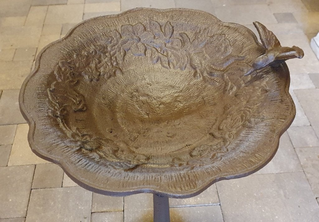 Gietijzeren Vogelbad op Voet – Met Decoratieve Vogel, Huis en tuin decoratie Marie, Nieuw, Info@huisentuindecoratiemarie.nl, Peize