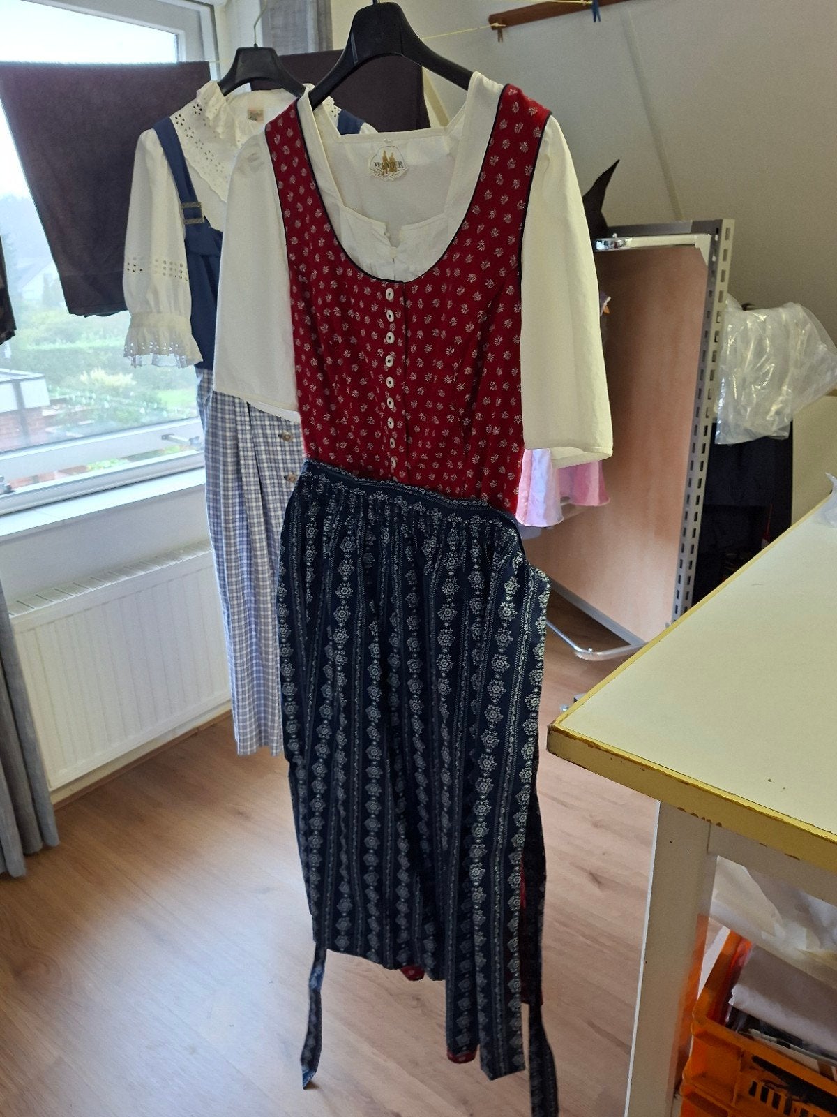 originele dirndl jurk maat 46., Ophalen of Verzenden, Zo goed als nieuw, Maat 46/48 (XL) of groter, Overige thema's