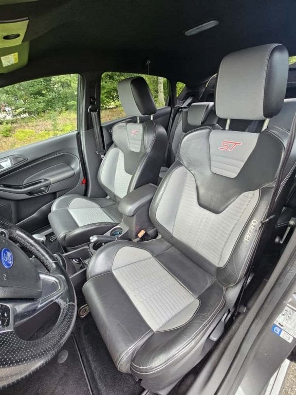 Ford Fiesta ST Line ST Interieur/Recaro/Clima/Stoelverwarmin, 101 pk, Euro 6, 23 km/l, Origineel Nederlands