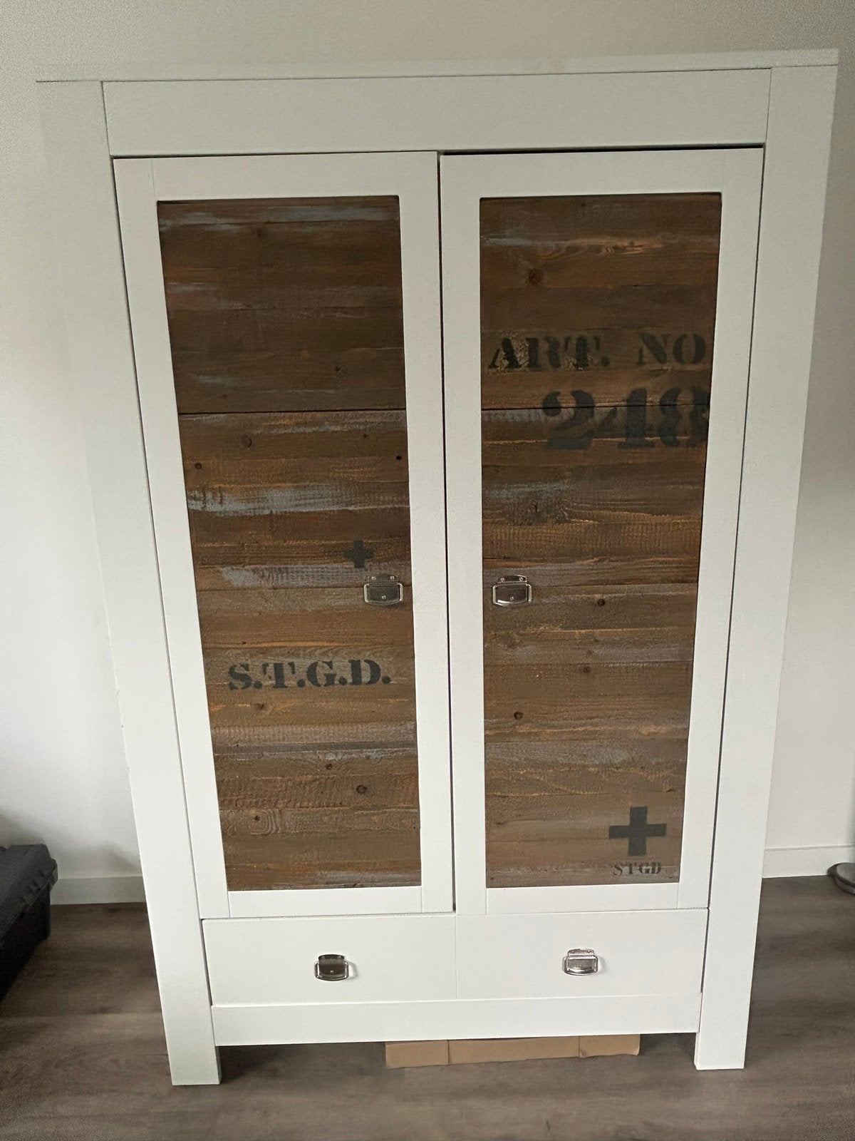 Kledingkast, Ophalen, 50 tot 100 cm, Zo goed als nieuw, 150 tot 200 cm