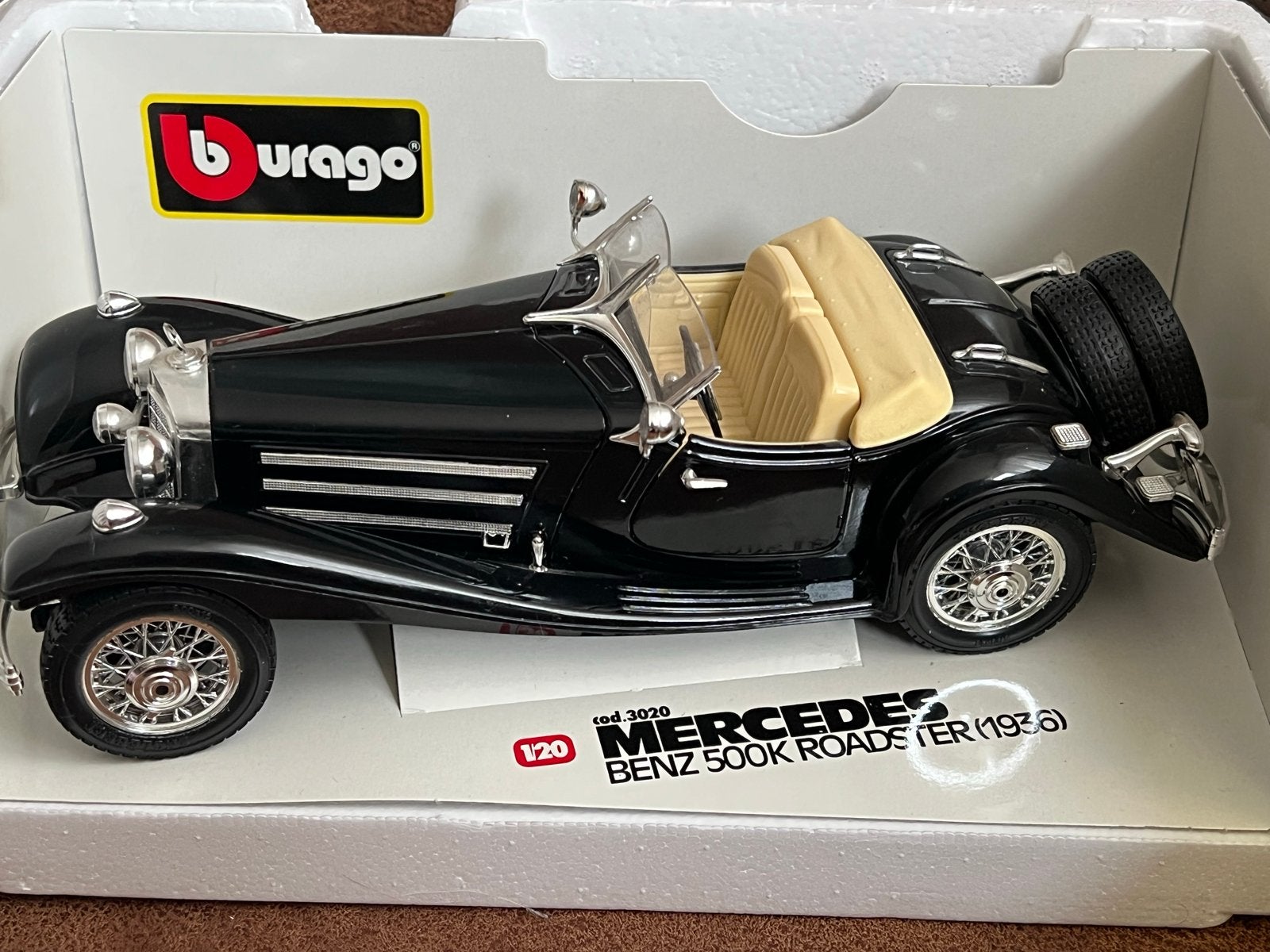 Burago Mercedes Benz 500K Roadster (1936) schaalmodel, Ophalen of Verzenden, Zo goed als nieuw, Auto