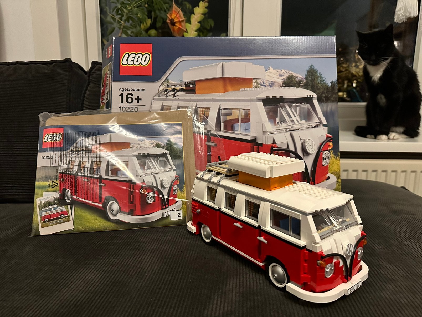 Lego 10220 Volkswagen T1 Camper, Lego, Ophalen of Verzenden, Zo goed als nieuw, Compleet